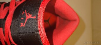 Predám túto krásnu pánsky originálnu obuv Nike Air Jordan 1 - 6