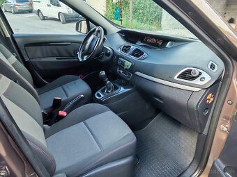 Renault Scénic 1.5dci,r.v.2013,6M - 6
