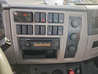VOLVO FL 210, 16t, nový 10t hákový nosič - 6
