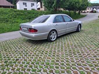 Mercedes w210 220cdi top stav - 6