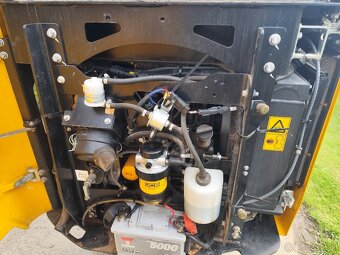 Minibagr JCB 15C-1, rok 2019, 800 mth, 3x lžíce TOP - 6