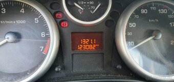 Predám Peugeot 207 - 6