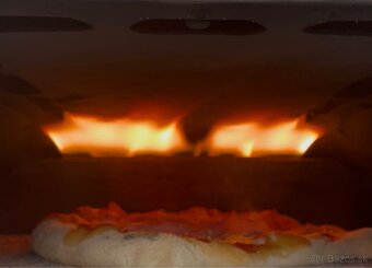 Karlstein diavolo pec na pizzu - 6