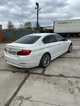 Rozpredam bmw F10 520d 135kw - 6