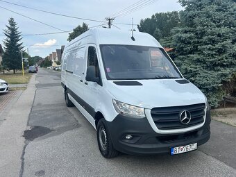Predam Mercedes Sprinter model 907 - 6