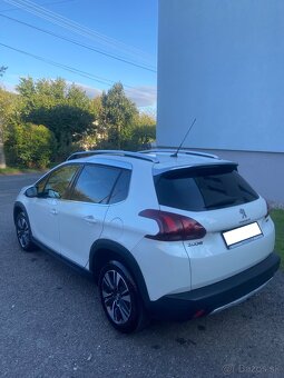 Peugeot 2008 - 6
