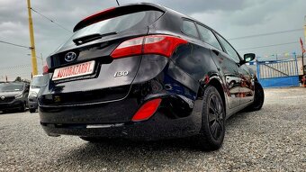 Hyundai i30 1.6i MPI DOHC CVVT Comfort benzín - 6