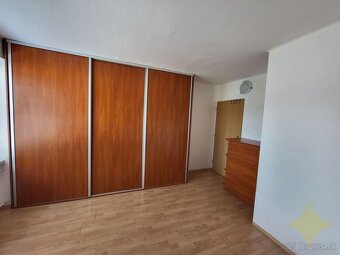 REZERVOVANÉ izbový byt s veľkou loggiou  v Žiari nad Hronom - 6