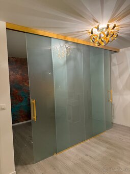 Celosklenené posuvné dvere 353 × 258 cm - matné, 4-dielne - 6