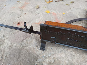 Pokosová pila ,sekera,hoblík,staré náradie nebožiec - 6