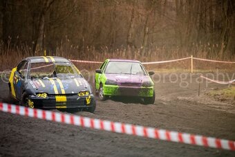 AUTOCROSS MAZDA Predám Mazdu 323f - 6