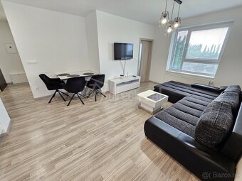 Moderný, komplet zariadený 2 izbový byt s parkovacím … - 6
