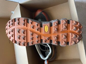 Rezervácia Tenisky Oakley Light Breathe EU42.5 - 6