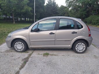 Citroën C3 r. 2009 54kW šedá metalíza - 6