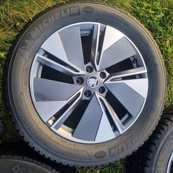 Zimna sada Alu Enyaq R19 VW ID - 6