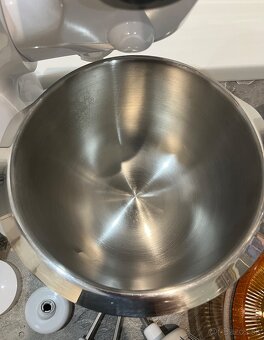 Bosch MUM 58243 1000W kuchynský robot - 6