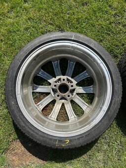 Nove zimne runflaty na diskoch - 6