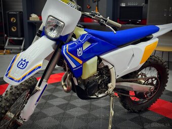 Husqvarna Fe 450 2025 Heritage edice - 6