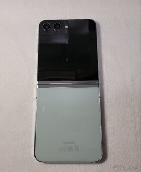 Samsung Galaxy Z Flip 5 256Gb - 6