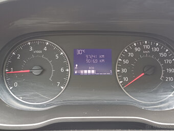 dacia duster 1,0i+LPG,67kw,r.v.2021,kup. v SR,manual.6 - 6