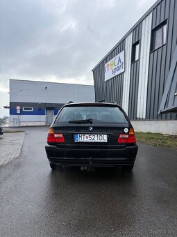 BMW 318i - 6