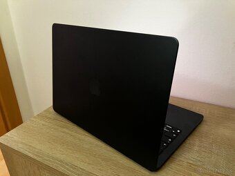 Apple Macbook Air 13 M2 (2022) - 6