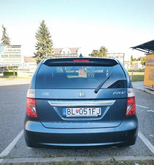 Honda FR-V - 6