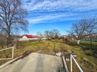 Ponúkame na predaj stavebný pozemok o výmere 712 m2 - 6