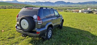 Toyota land cruiser 120 - 6