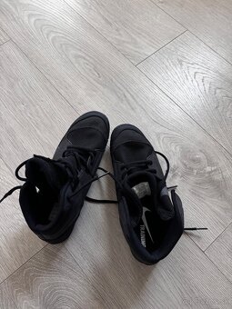 Predám boxerské topánky Nike Fury veľ. 43 - 6
