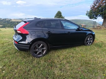 Volvo V40 D2 Cross Country - 6