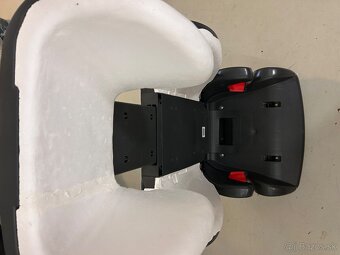 Romer 9-36 kg s isofixom - 6