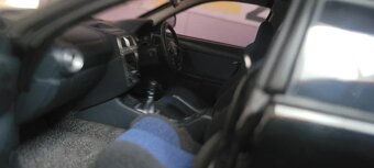 Predam model Subaru Impreza WRX STI 1:18 AutoArt - 6