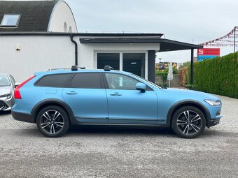 Volvo V90 CC T5 2.0L Cross Country Pro AWD Geartronic 184 KW - 6