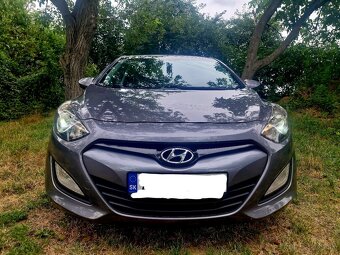 Hyundai i30 hatchback 1.4 diesel 66kw 2013 2014 šedá metalíz - 6