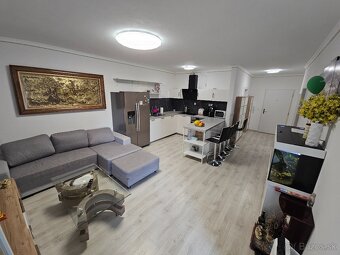PREDAJ 3 IZBOVÝ BYT BRATISLAVA RUŽINOV TRNÁVKA - 6