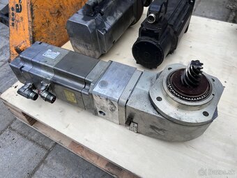 Motory Siemens , pohon , prevodovka , Rexroth - 6