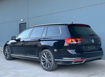 Volkswagen Passat 2.0 TDi DSG elegance Virtuall 2020/9 - 6