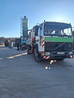 Nákladná doprava s hydraulickou rukou - 6