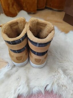 Zateplené čižmičky Puma veľkosť 36 - 6