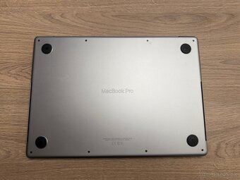 MacBook Pro 14” M1 Max (2021) – 1TB SSD, 32GB RAM - 6