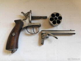 Revolver GALAND - 6