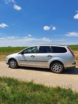 Ford focus kombi 1.6 lpg - 6