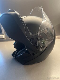 Prilba na motorku v - 6