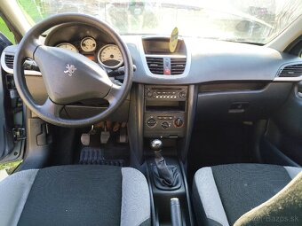 PEUGEOT 207 1.4 HDI - 6