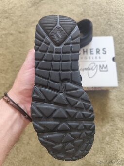 Predám športovú obuv SKECHERS - 6