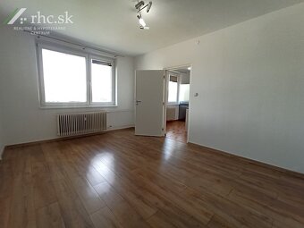 3-IZBOVÝ BYT S LOGGIOU - KUKUČÍNOVÁ, STROPKOV - 6