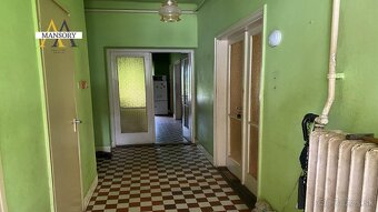 Na predaj 4 izbový rodinný dom na pozemku 5278 m2 za 43 000 - 6
