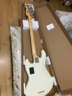 Predam basgitaru Marcus Miller - 6