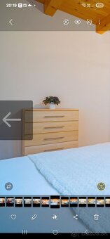 Postel + nočné stoliky + 2 komody - 6